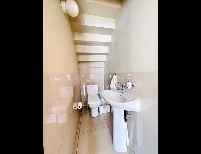 3 BEDROOM SECTIONAL TITLE FOR SALE IN BEN FLEUR